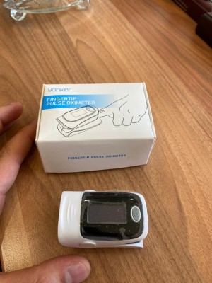 جهاز قياس اوكسجين ونبض قلب Oximeter